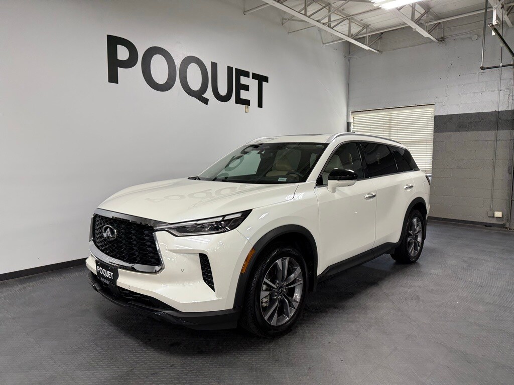 2024 Infiniti QX60 Luxe photo 2