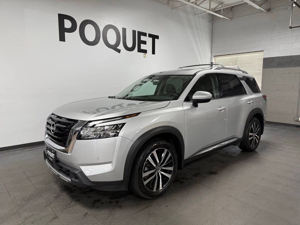 Used 2024 Nissan Pathfinder Platinum SUV