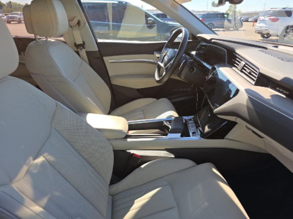Used 2024 Audi Q8 e-tron Prestige SUV