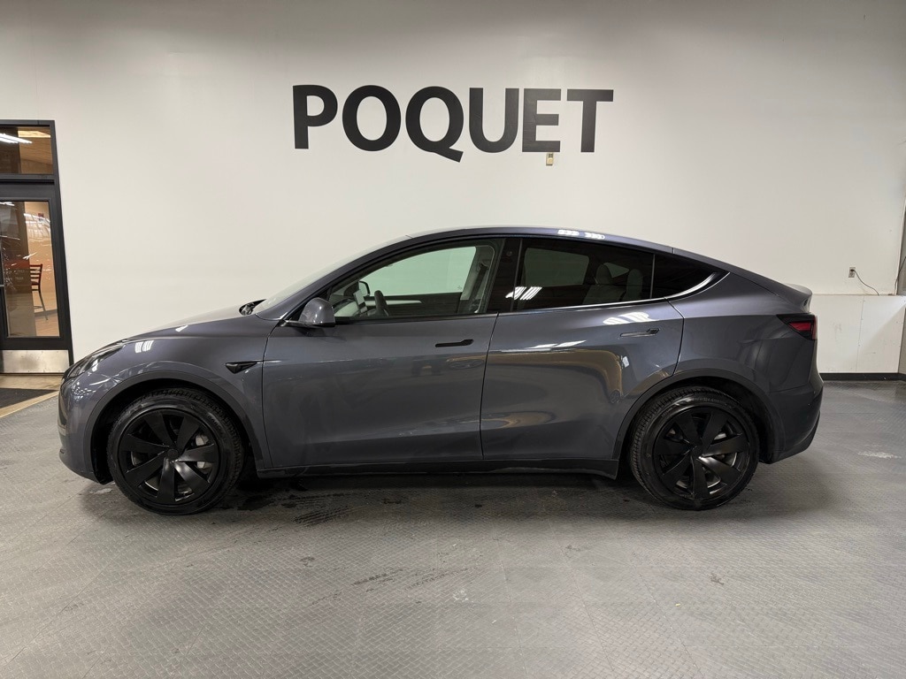 2023 Tesla Model Y Long Range's photo