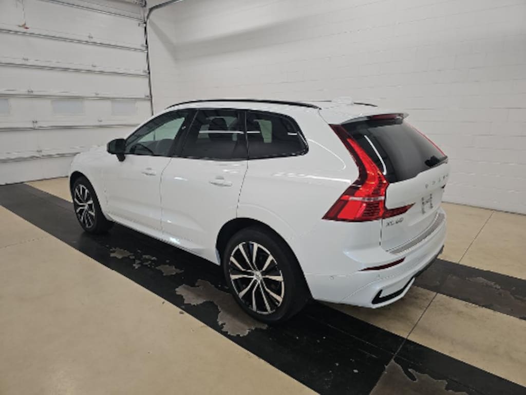 Used 2023 Volvo XC60 B5 Plus Dark Theme SUV