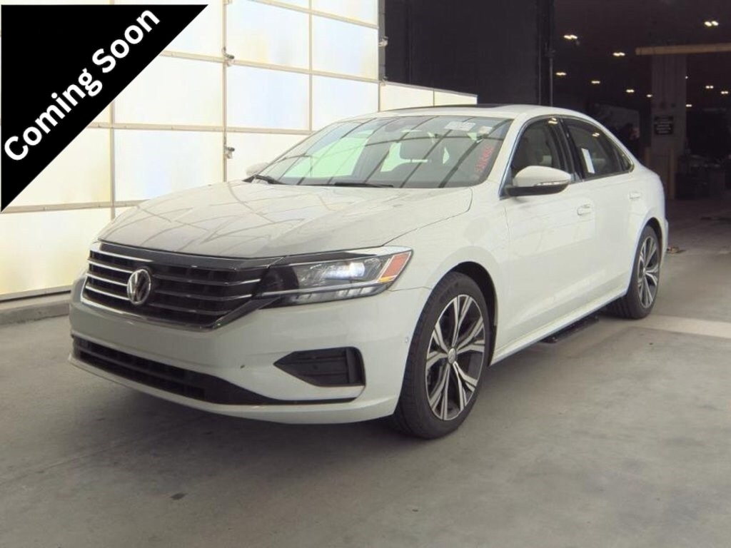 2020 Volkswagen Passat SEL's photo