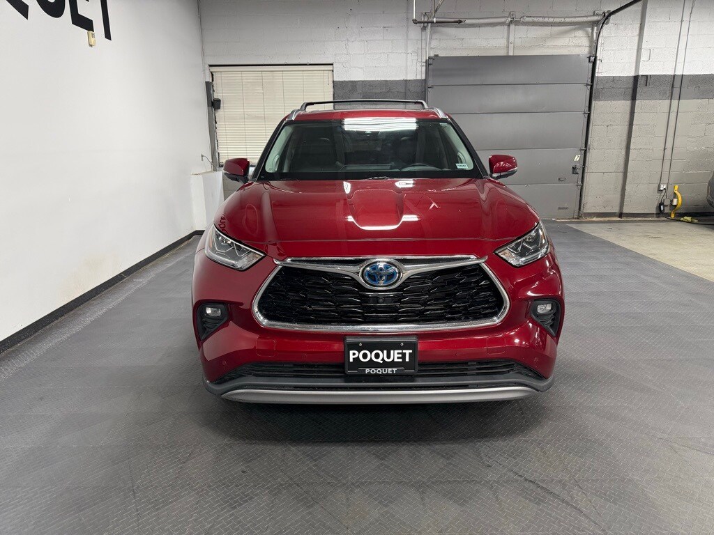 2022 Toyota Highlander Hybrid Platinum photo 3