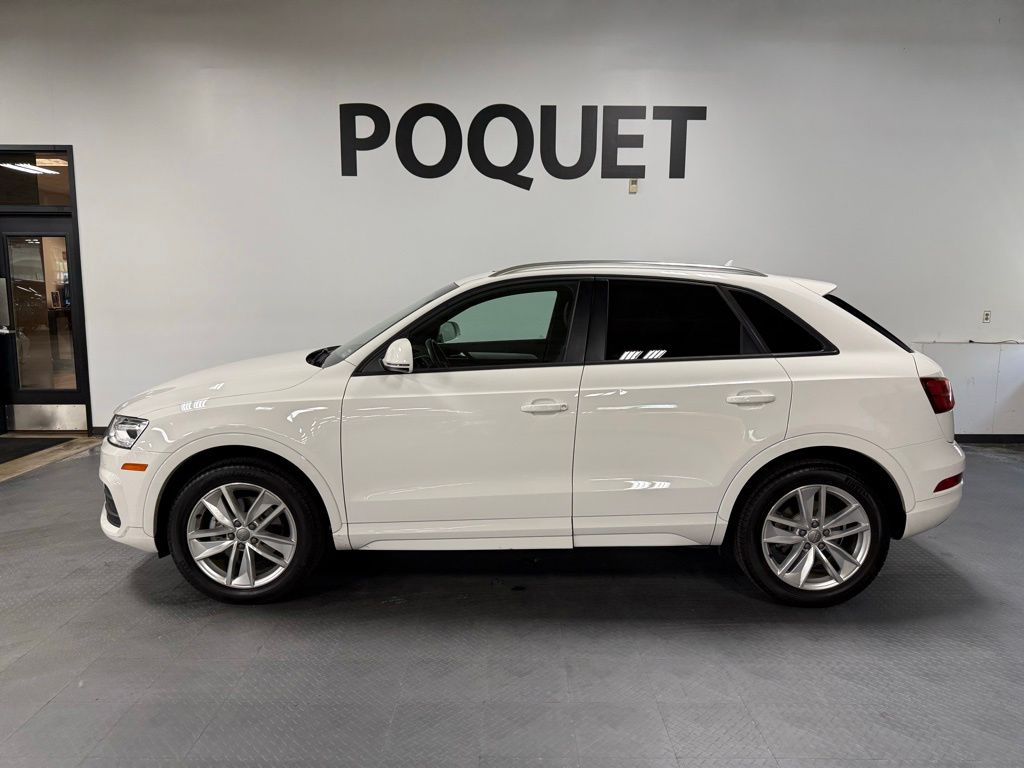 2017 Audi Q3 2.0T Premium Tiptronic quattro's photo