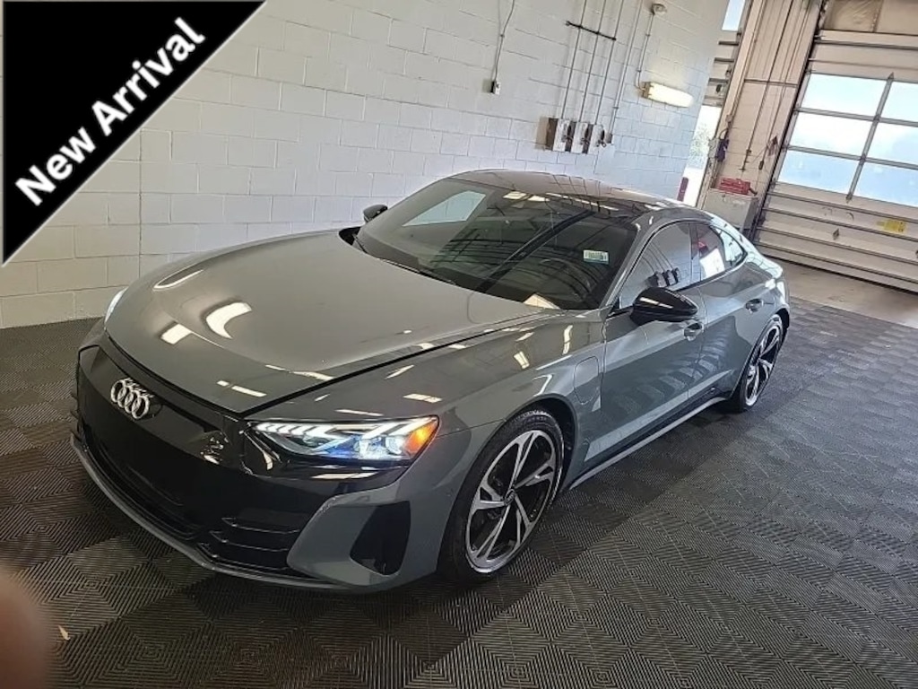Used 2022 Audi e-tron GT Prestige Sedan