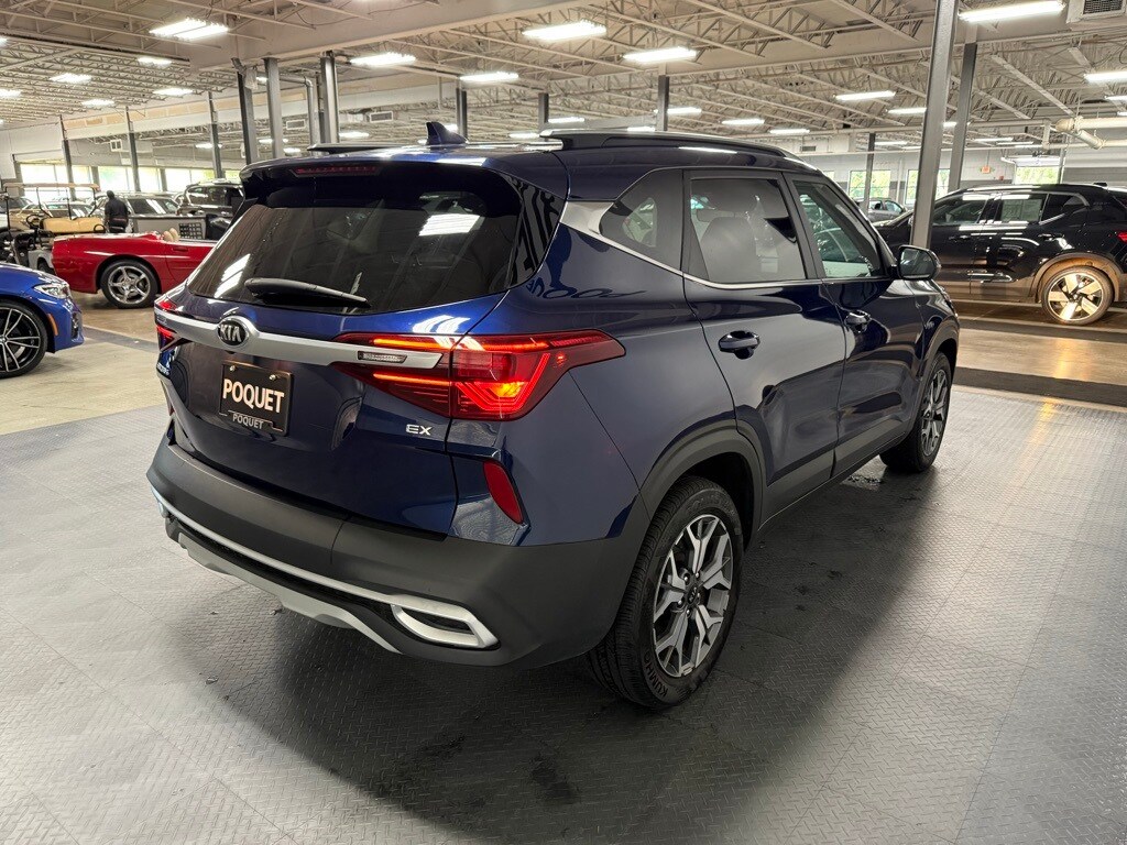 2021 Kia Seltos EX photo 3
