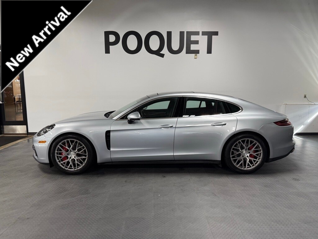 2017 Porsche Panamera