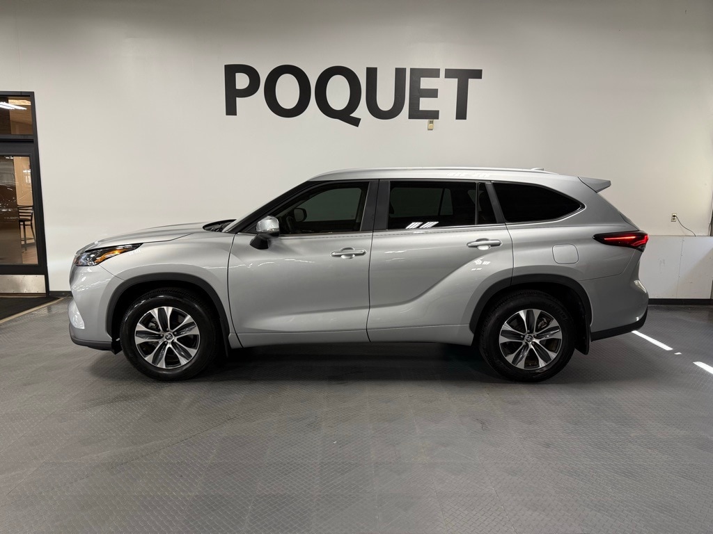 Used 2024 Toyota Highlander XLE SUV