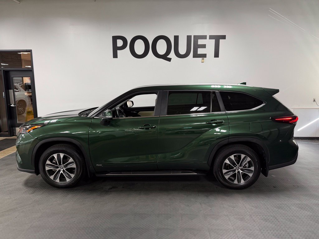 2025 Toyota Highlander XLE