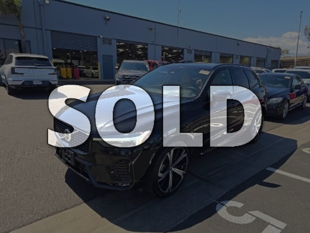 Used 2023 Volvo XC60 B6 Ultimate Dark Theme SUV