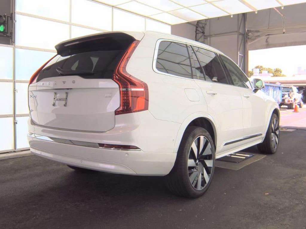 Used 2024 Volvo XC90 Recharge Plug-In Hybrid T8 Plus Bright Theme 7 Passenger SUV