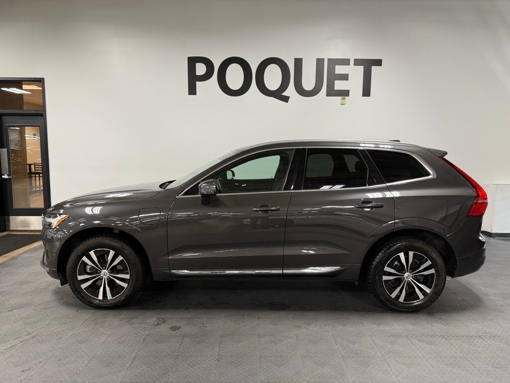 Used 2022 Volvo XC60 Recharge Plug-In Hybrid T8 Inscription Expression SUV