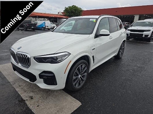 2023 BMW X5 xDrive45e's photo