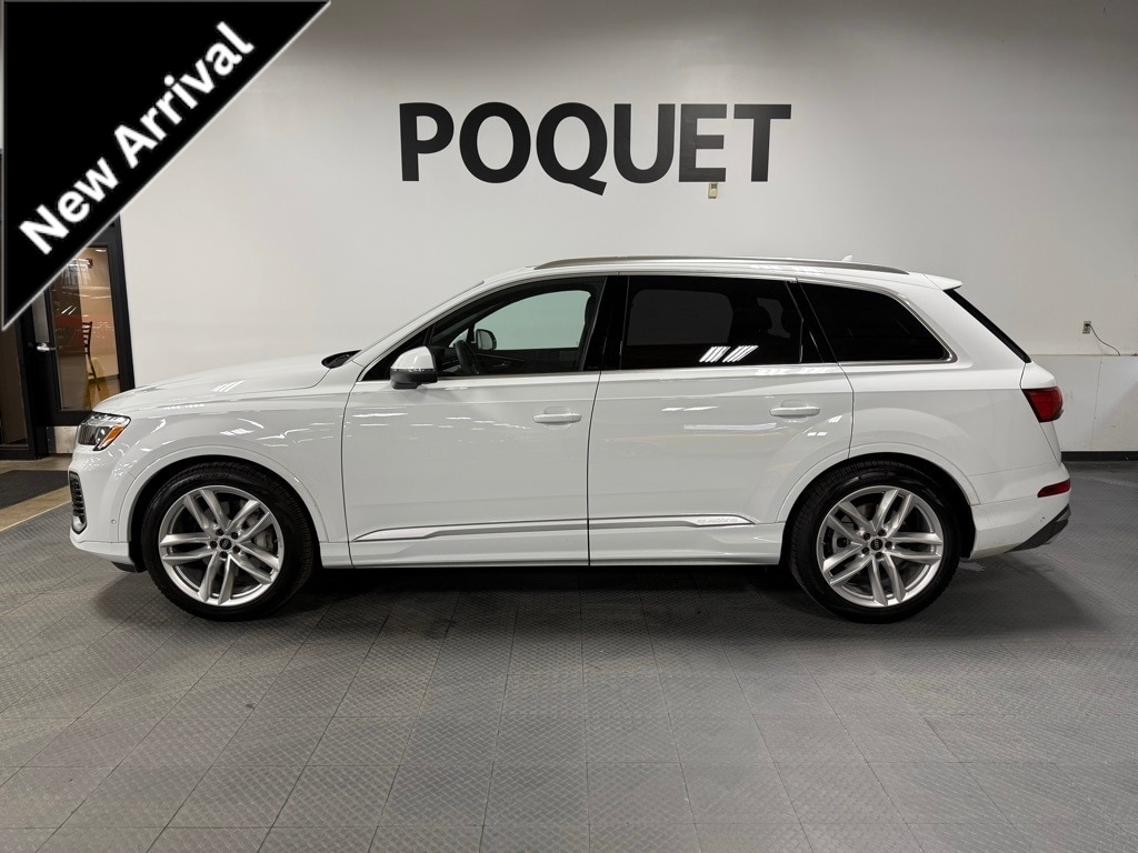 2025 Audi Q7 Premium Plus's photo