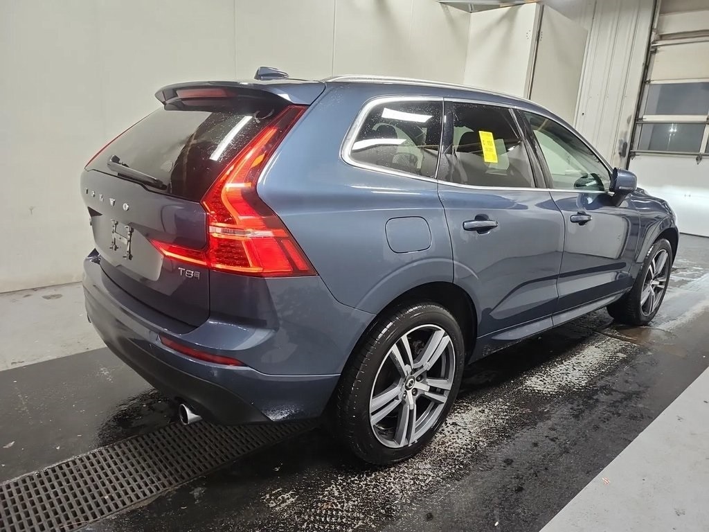 Used 2020 Volvo XC60 Hybrid T8 Momentum SUV