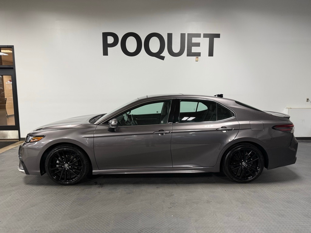 2022 Toyota Camry XSE's photo