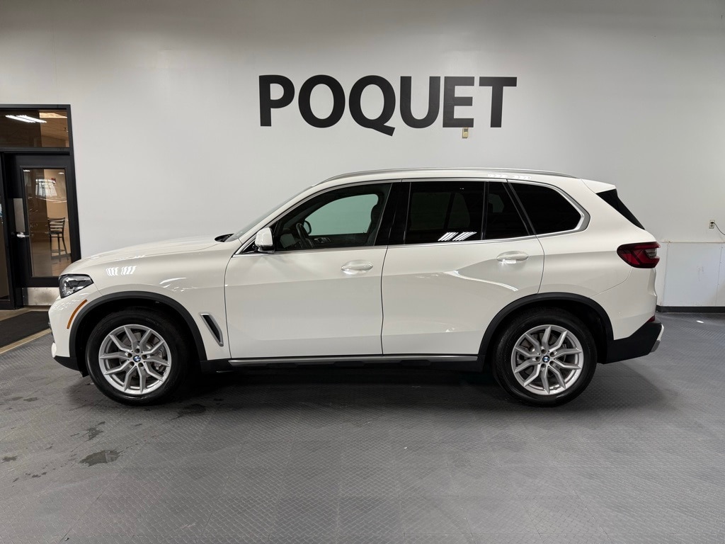 2022 BMW X5 40i's photo