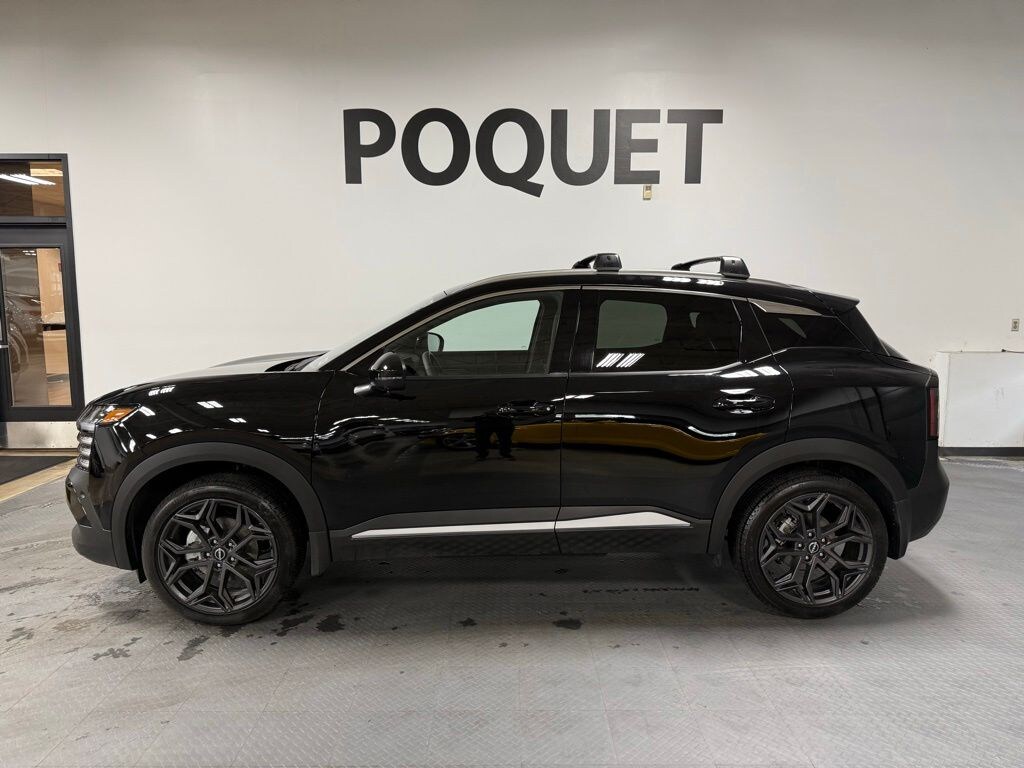 Used 2025 Nissan Kicks SR SUV