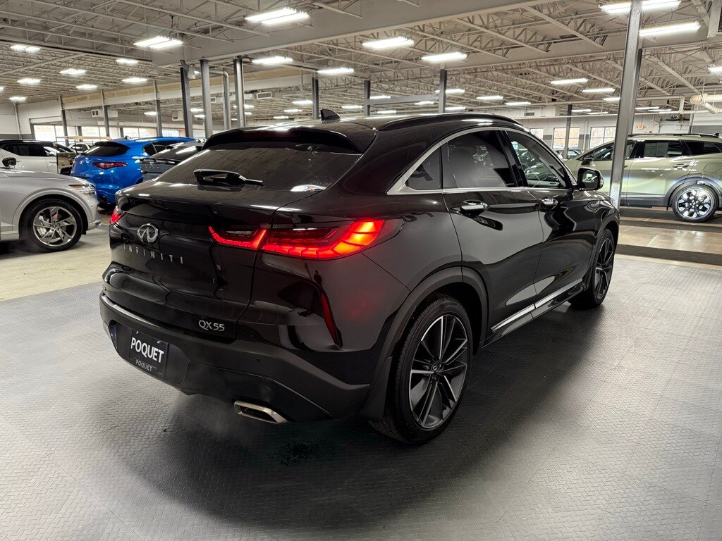 2022 Infiniti QX55 Essential photo 4