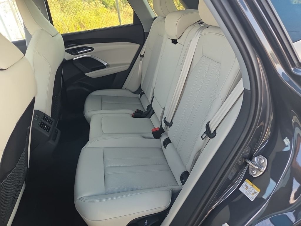 Used 2025 Audi Q5 2.0T Prestige SUV