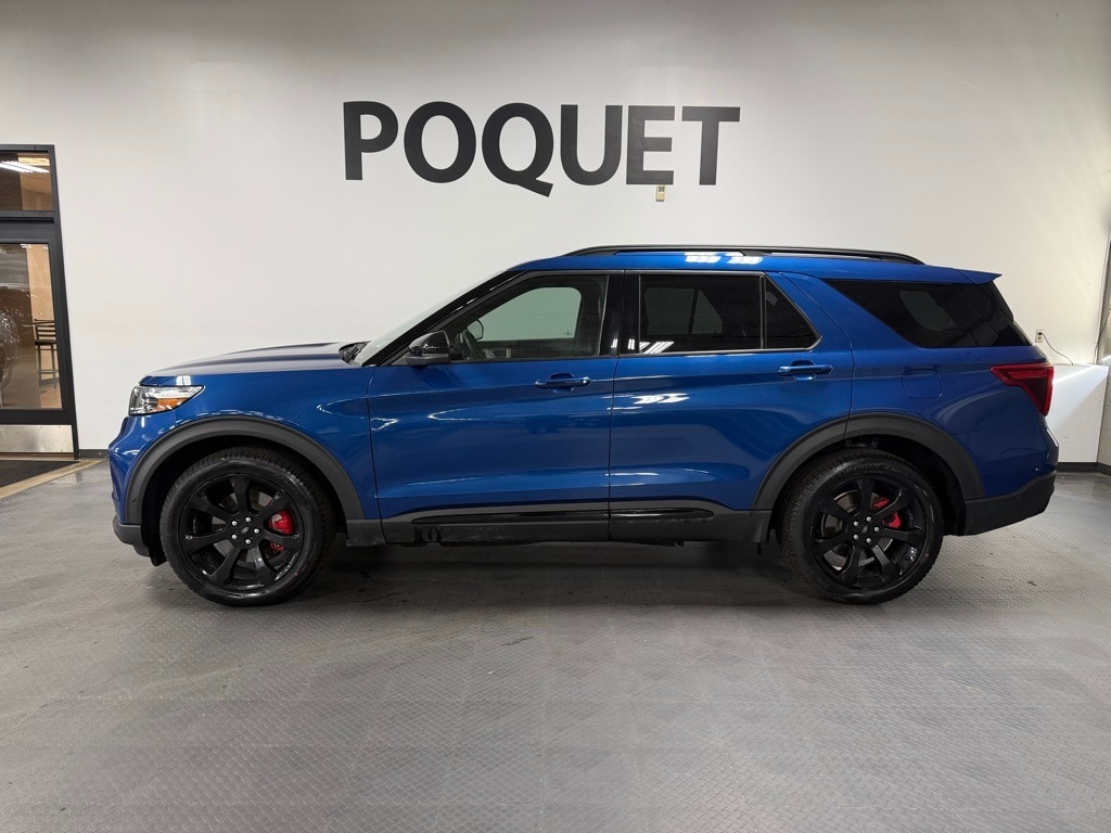 2021 Ford Explorer ST's photo