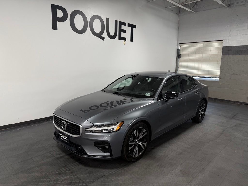 Used 2019 Volvo S60 T6 R-Design Sedan