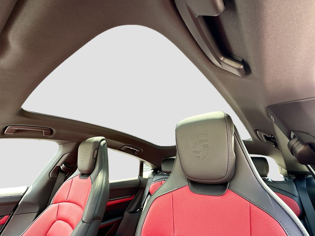 2026 Porsche Taycan S - Photo 14