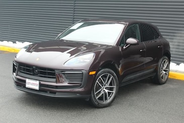 2025 Porsche Macan SUV