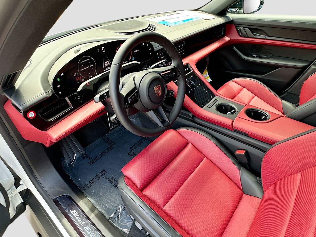 2026 Porsche Taycan S - Photo 4