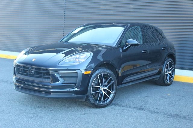 2023 Porsche Macan T