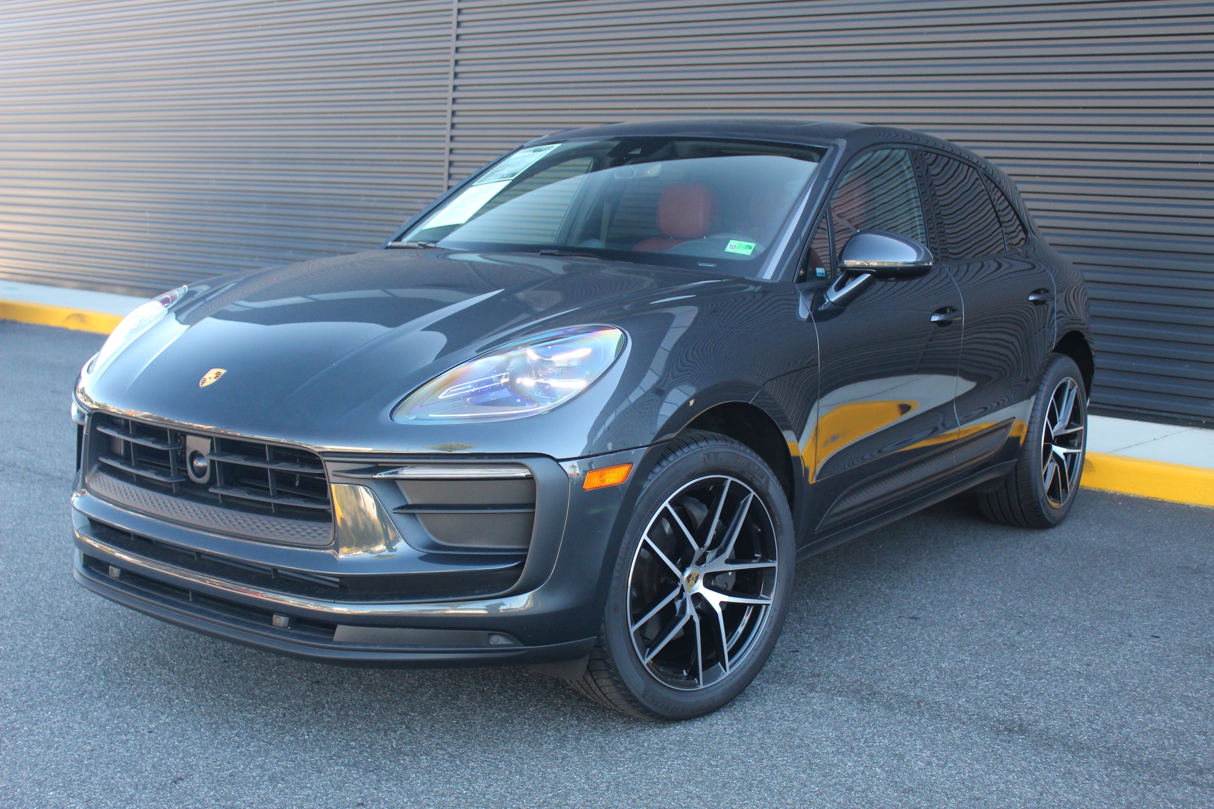 2024 Porsche Macan Base