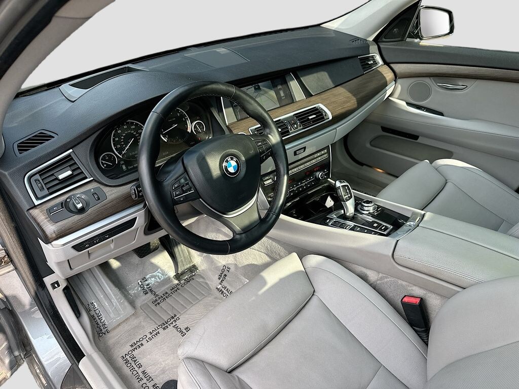 Used 2012 BMW 5 Series 550i xDrive Gran Turismo Hatchback