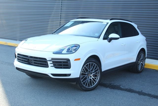 2023 Porsche Cayenne Base
