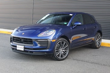 2025 Porsche Macan SUV