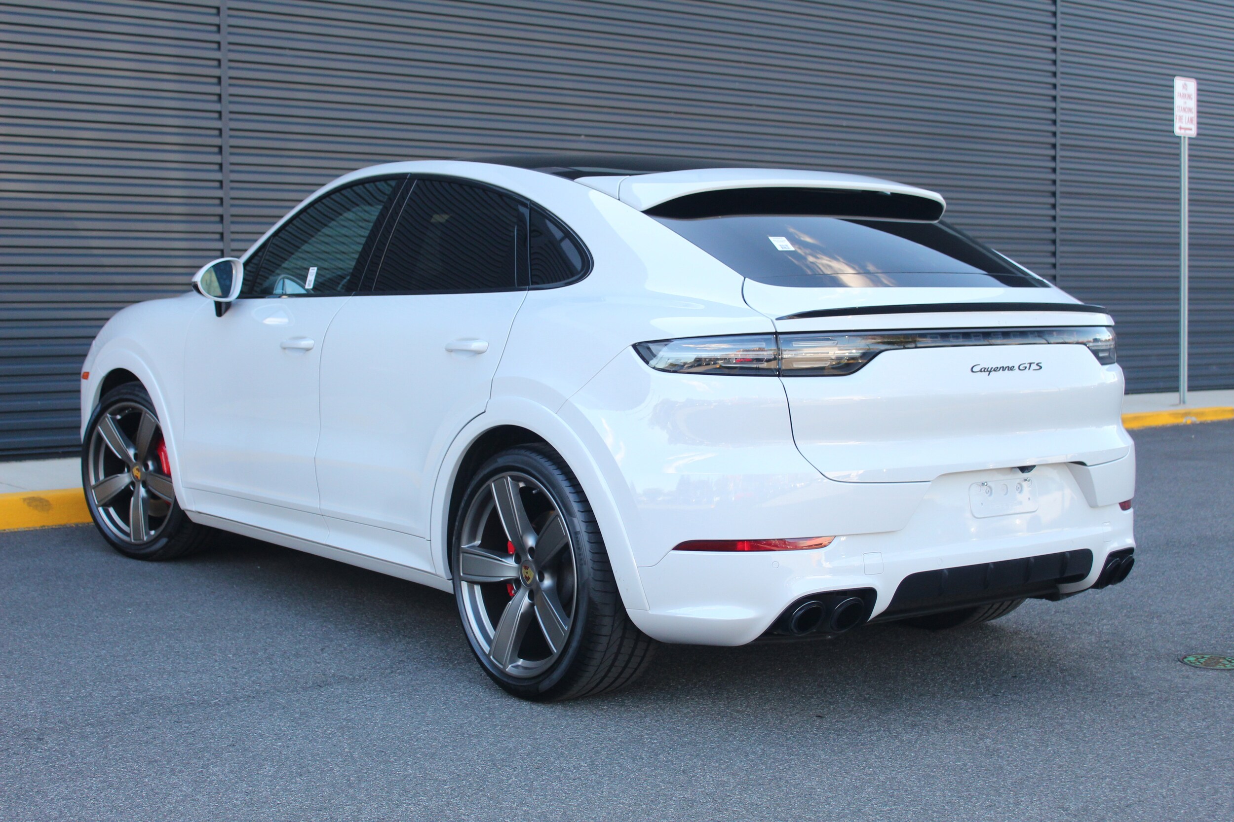 2021 Porsche Cayenne Coupe GTS photo 3