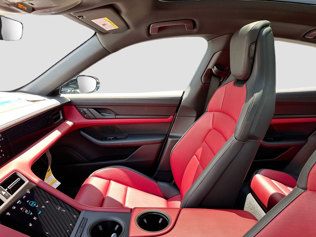 2026 Porsche Taycan S - Photo 26