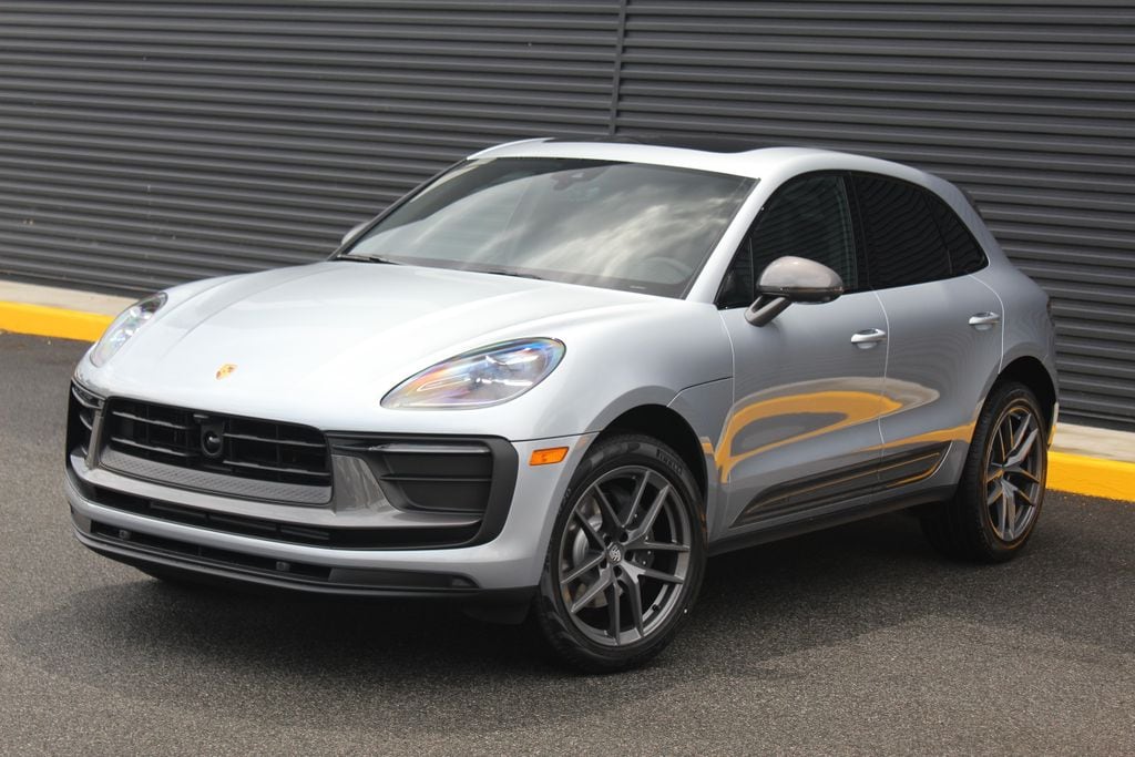 2026 Porsche Macan SUV 