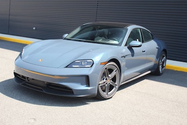 2025 Porsche Taycan 4