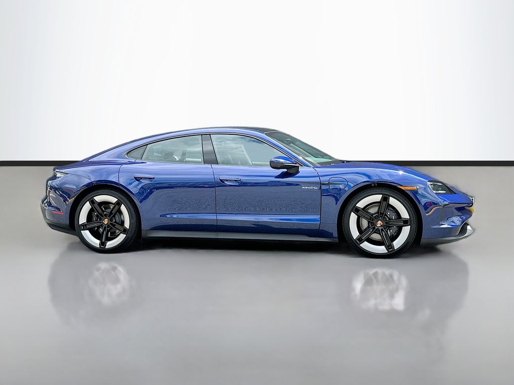 2026 Porsche Taycan Base - Photo 8