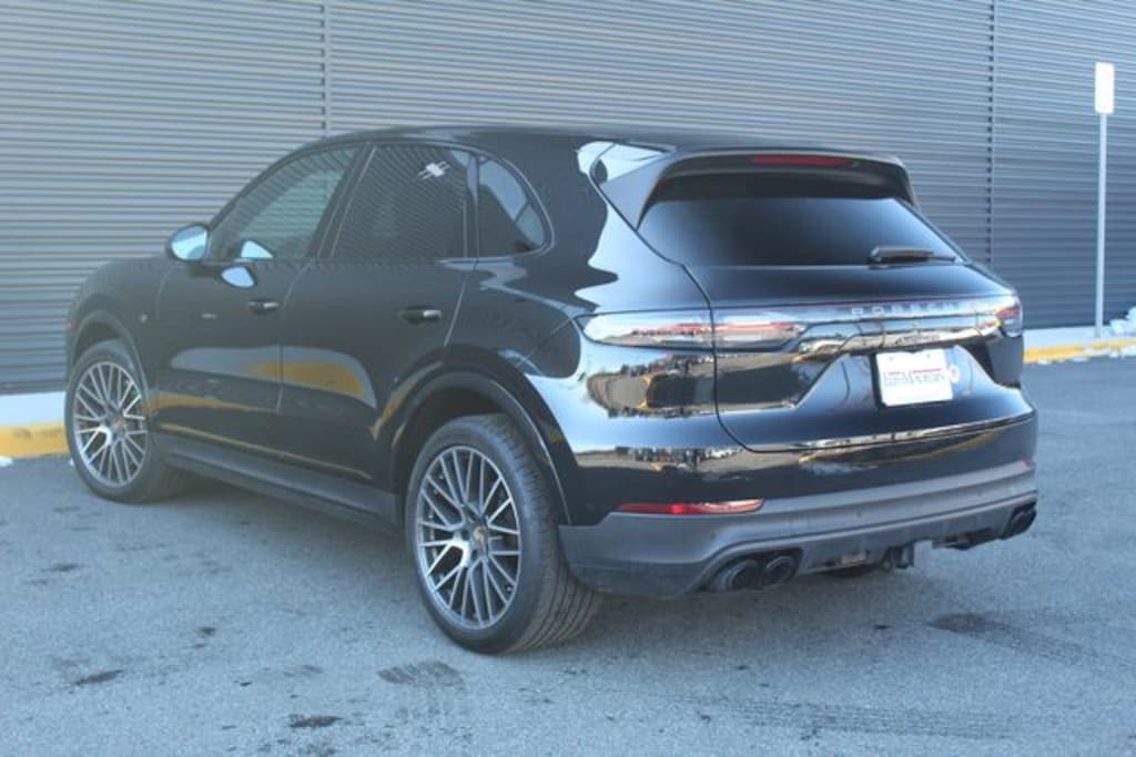 Certified 2023 Porsche Cayenne Platinum Edition SUV
