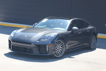 2025 Porsche Panamera 4 Hatchback
