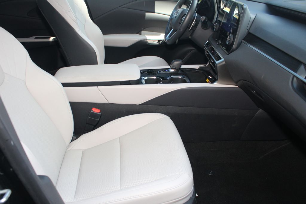2024 Lexus RX 350 - Photo 26