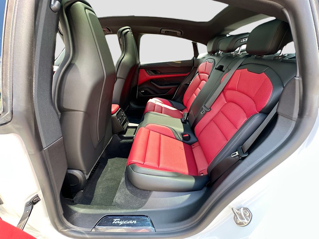 2026 Porsche Taycan S - Photo 24