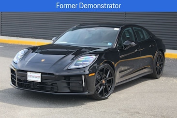 2026 Porsche Panamera 4 Hatchback