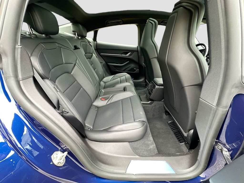 2026 Porsche Taycan Base - Photo 29