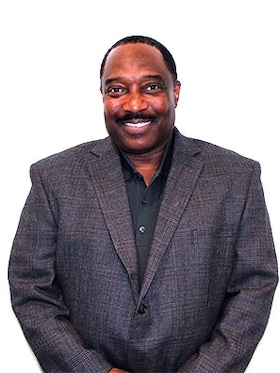 Staff member Ken Smith from ID_38d61c6ea92b