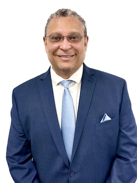 Staff member Brian Cail from ID_38d61c6ea92b