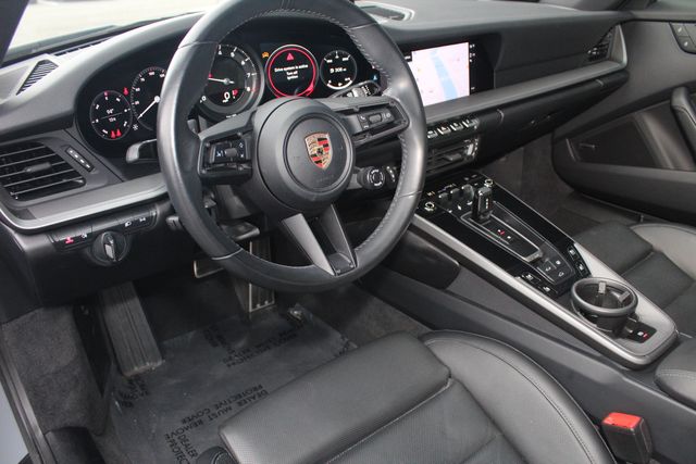 2023 Porsche 911 4S photo 4