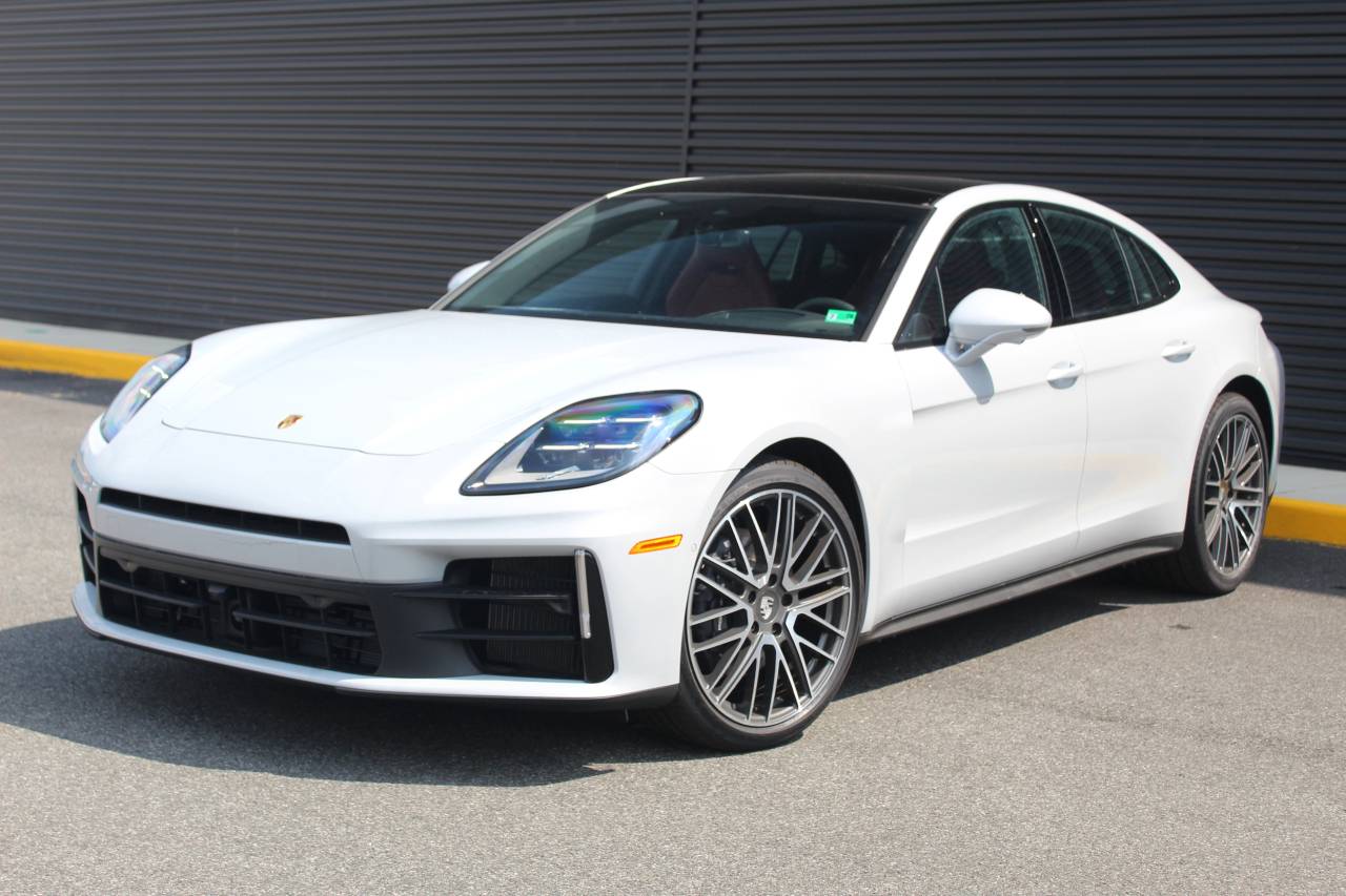 2025 Porsche Panamera