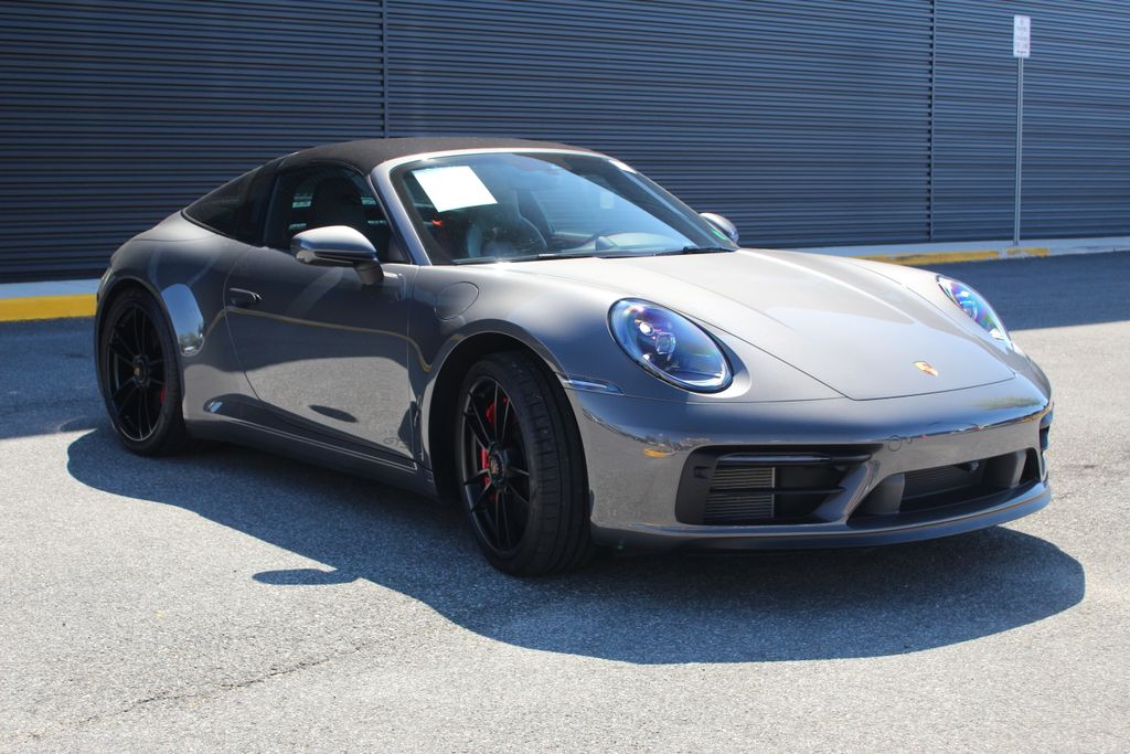2024 Porsche 911 GTS - Photo 25